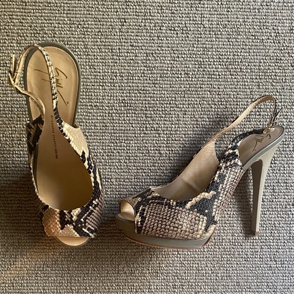 Giuseppe Zanotti Luxury Snakeskin Slingback Heels sz 38.5 - Picture 1 of 16